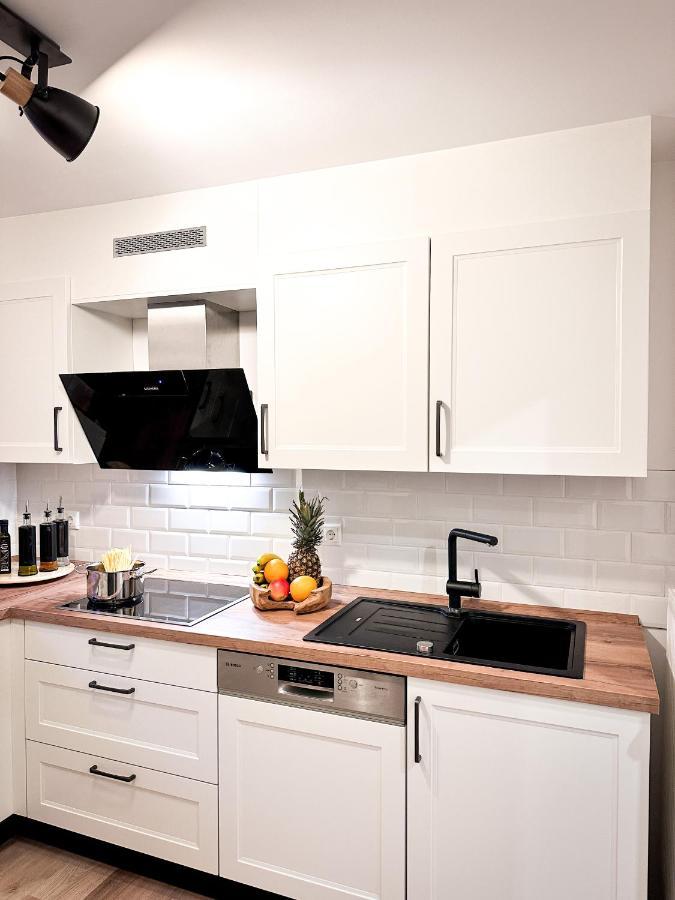 Schoenes Modernes Einfamilienhaus Fuer 1 Bis 6 Personen Rimpar Extérieur photo